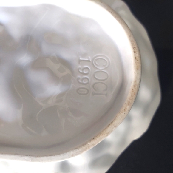 Vintage OCI Ceramic Basket of Hydrangea - Picture 3 of 5